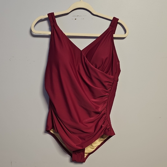 Cupshe Other - Cupshe‎ Burgundy One Piece Swimsuit